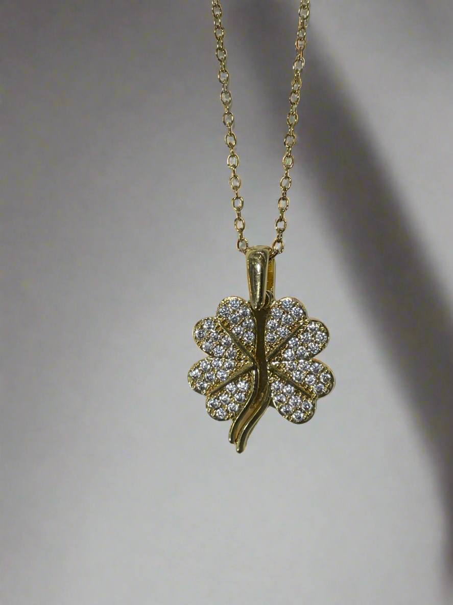 Leaf Clover Pendant